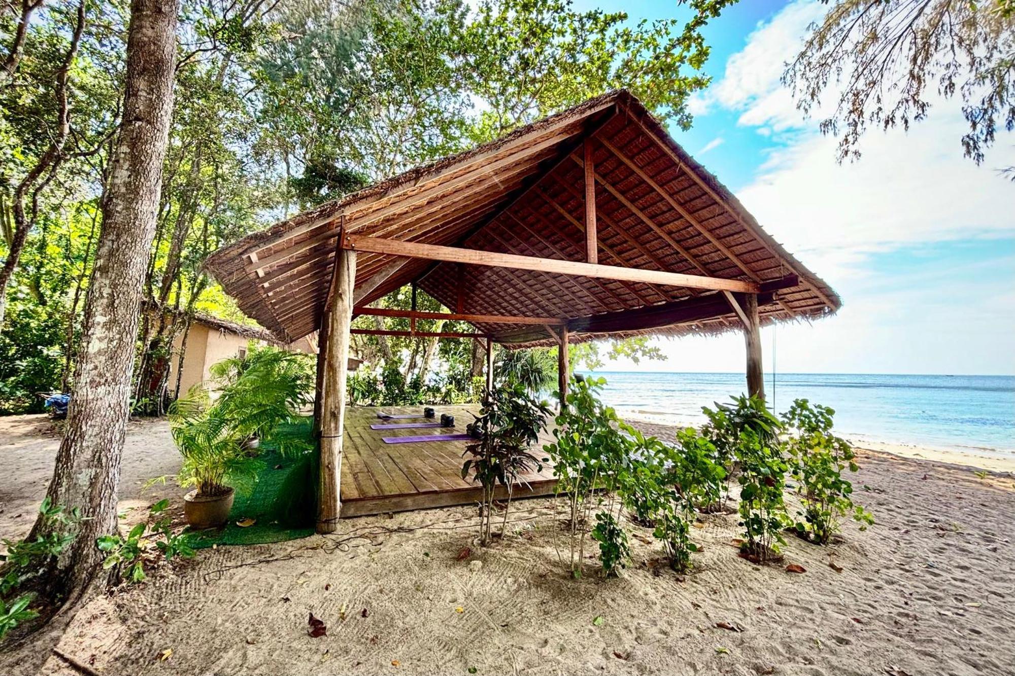 Koh Jum Beach Villas "A Member Of Secret Retreats" Екстериор снимка